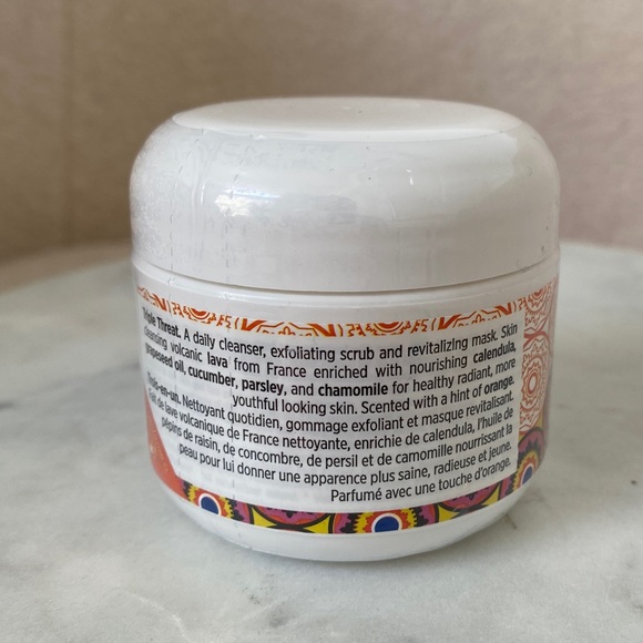 NEW The Better Skin Co Lava Magik Cleanser - Scrub - Face Mask | 3-in-1 - Picture 6 of 8